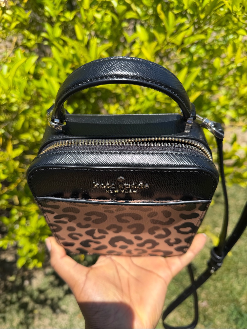 Kate Spade Daisy Vanity Leopard Print Crossbody Bag - Picture 9 of 11